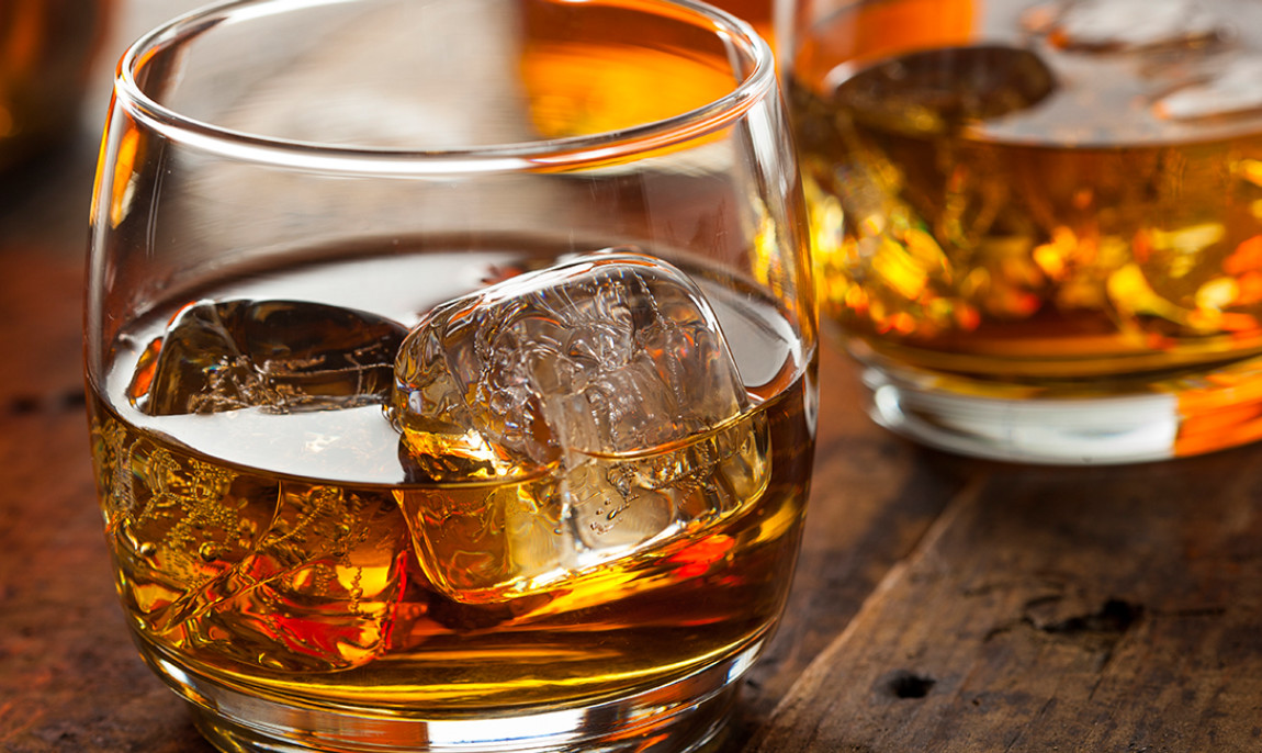 assets/images/activities/idstein-whisky-tasting-blended-scotch/1280_0001_Fotolia_63295897_Subscription_XXL-1150x686x90.jpg