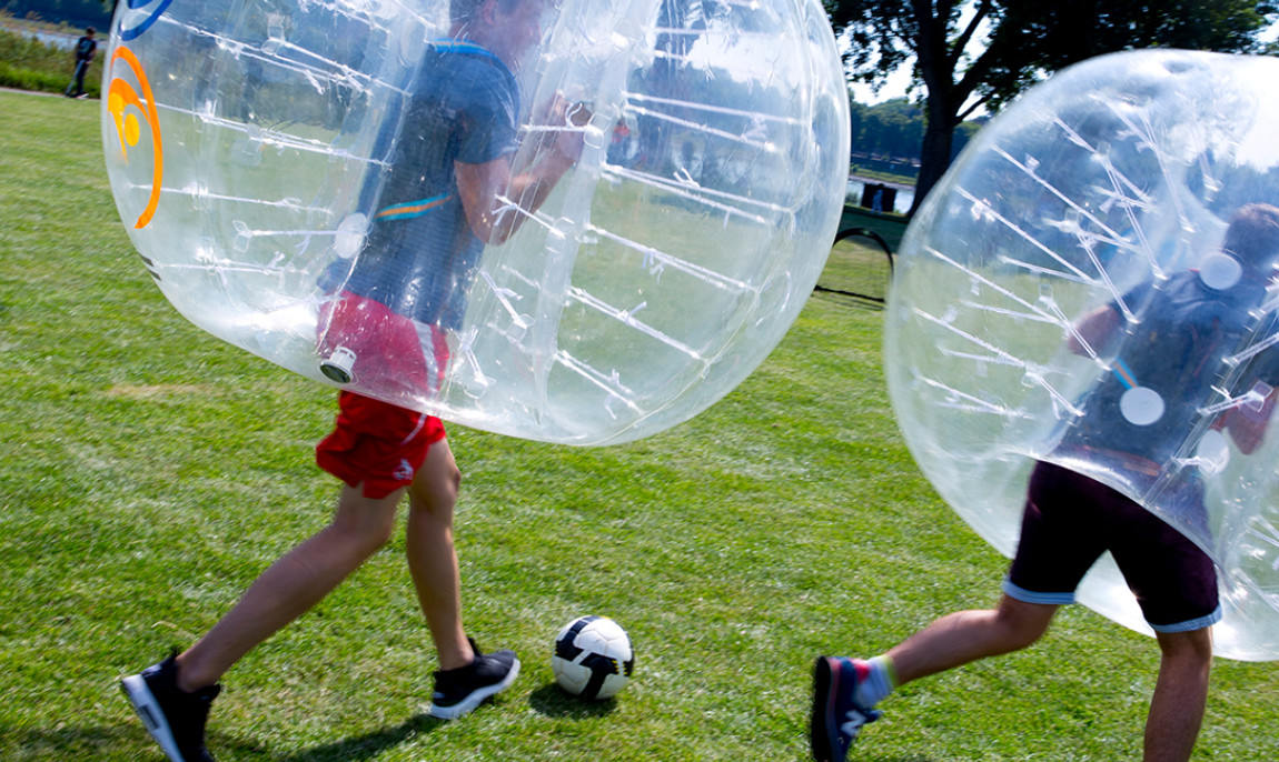 assets/images/activities/koeln-outdoor-bubble-soccer/1280_0004_ClashBall_bubbleball_Ko%CC%88ln-1150x686x90.jpg